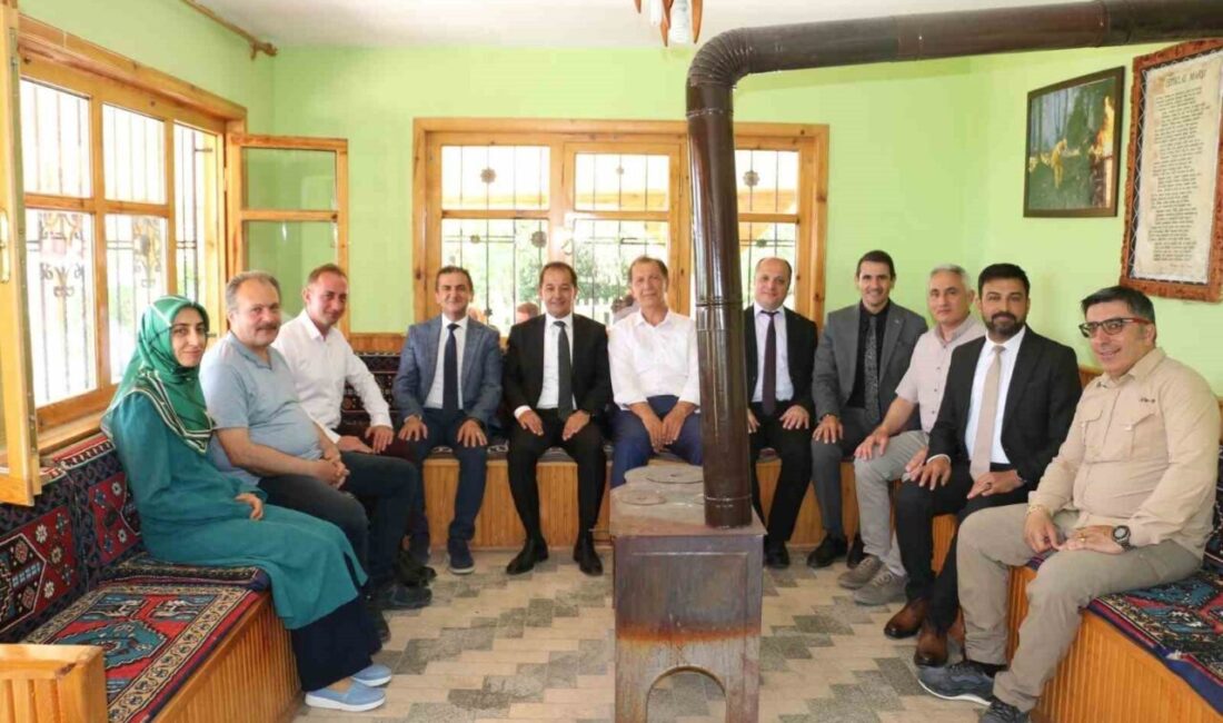 Erzincan’da tarım teşkilatları toplandı Tarım ve Orman Bakanlığı’nın Erzincan’da bulunan 9 kurum ve kuruluş