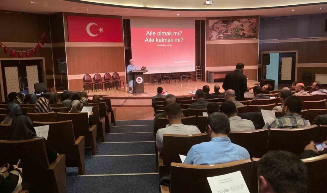 Erzurum Müftülüğü bünyesinde “Aile içi Sağlıklı İletişim” semineri düzenlendi İl