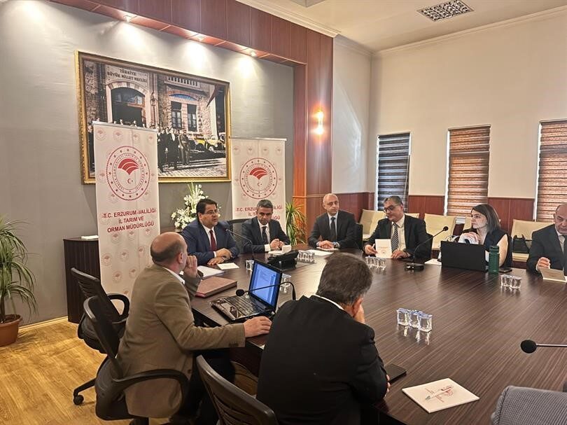 Erzurum’un mera varlığı masaya yatırıldı Erzurum’da 2025 yılı ihtiyaç fazlası mevsimlik mera kiralaması ihalesi ile