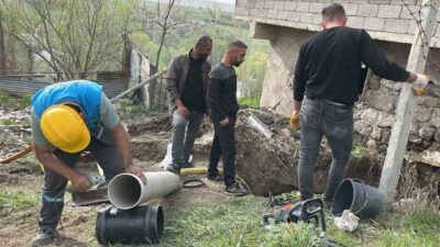 Erzurum’un Hınıs ilçesinde ESKİ çalışanları 1 Mayıs İşçi bayramını çalışarak