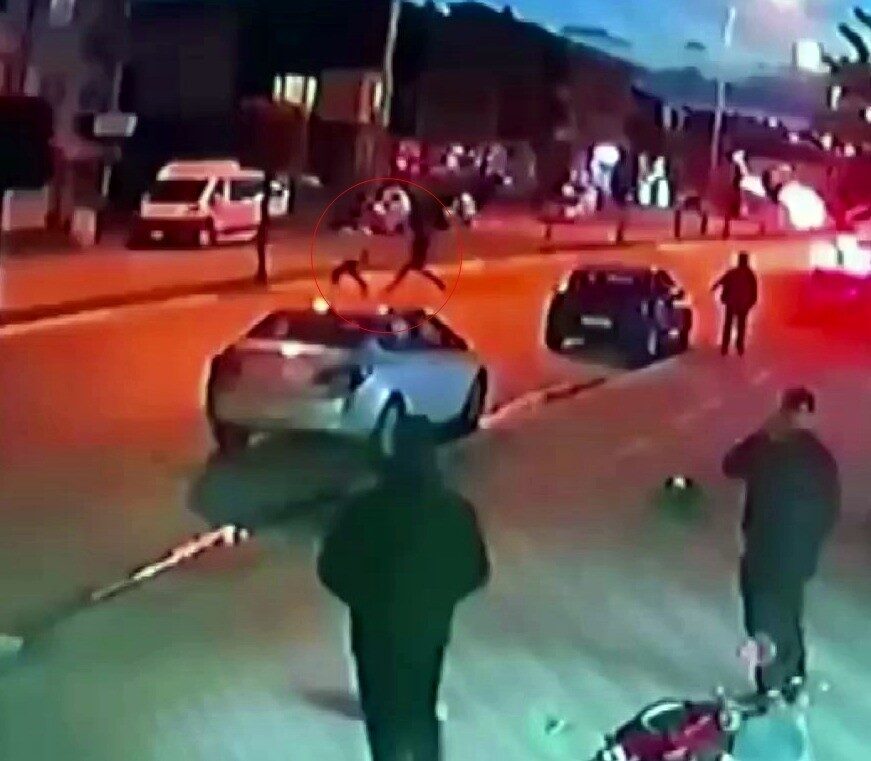 Sakarya’da mesai saati dışında berberde tıraş olan Jandarma Suç Araştırma