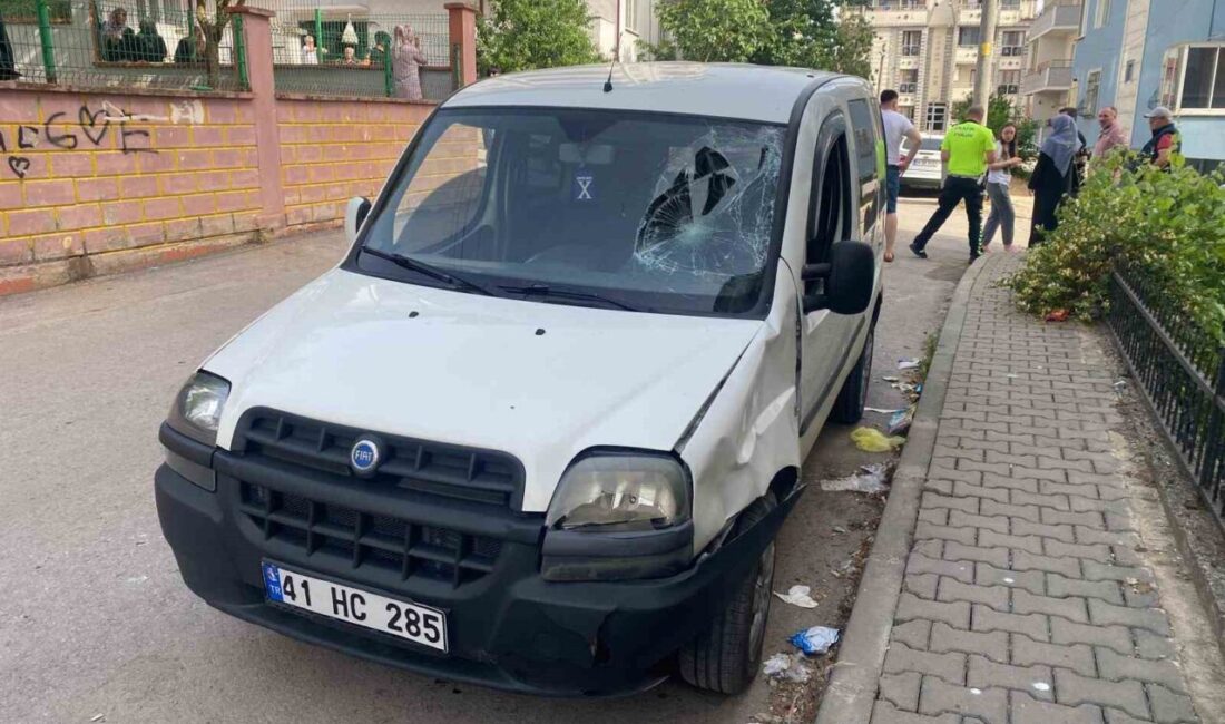 Kocaeli’nin Körfez ilçesinde arka arkaya scooter’a binen 2 çocuk, hafif