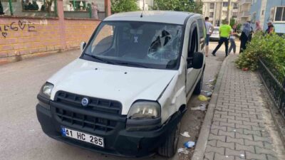 Kocaeli’nin Körfez ilçesinde arka arkaya scooter’a binen 2 çocuk, hafif