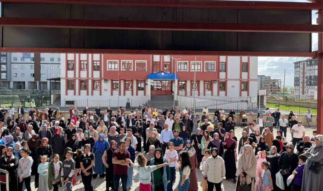 Hafızlık proje okullarına yoğun ilgi Erzurum Yakutiye İlçesinde Eğitim-Öğretim faaliyetlerine devam eden ve Örgün Eğitimle