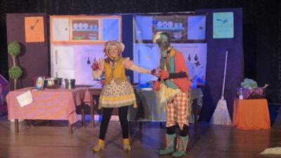 ‘’Harikalar Mutfağı’’ adlı tiyatro oyunu Erzincan’da miniklerle buluştu. Erzincan İl