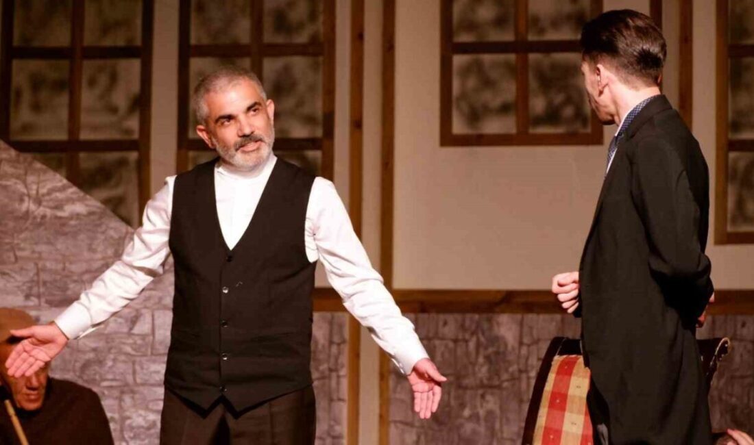 Erzurum Büyükşehir Belediyesi Şehir Tiyatrosu, ’Son Hamle: Uyanış’ oyunu ile