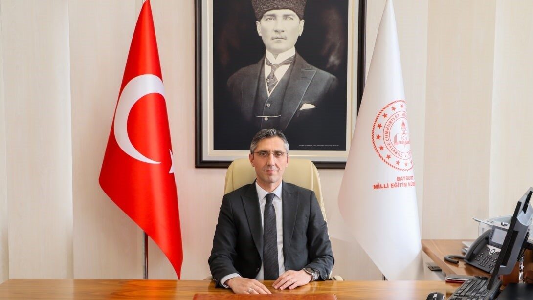 Bayburt İl Milli Eğitim Müdürü Ömer Faruk Kahraman asaleten atandı.