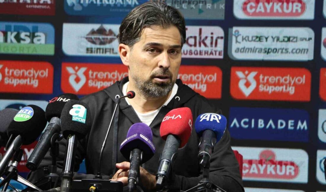 İlhan Palut: “Gerekli puanları alıp bu durumdan sıyrılmamız gerekiyor” Çaykur Rizespor Teknik Direktörü İlhan Palut, “İlk antrenmandan itibaren çok