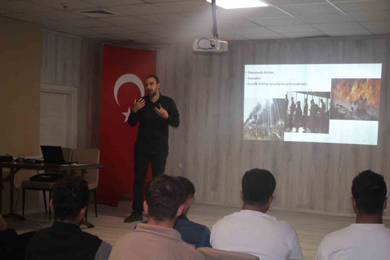 Erzincan Gençlik ve Spor İl Müdürlüğü Piri Sami Yurdu’nda Psikolog