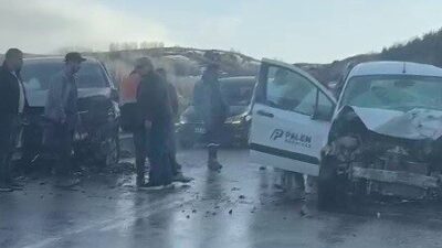 Erzurum’un İspir ilçesinde meydana gelen trafik kazasında 4 kişi yaralandı.