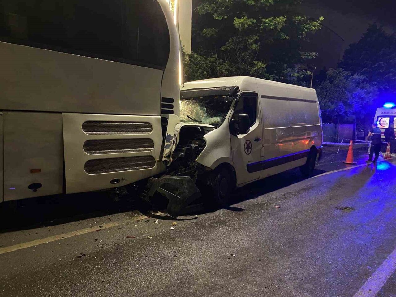 Kocaeli’nin Körfez ilçesinde izinsiz aldığı araçla tur atan sürücü ortalığı