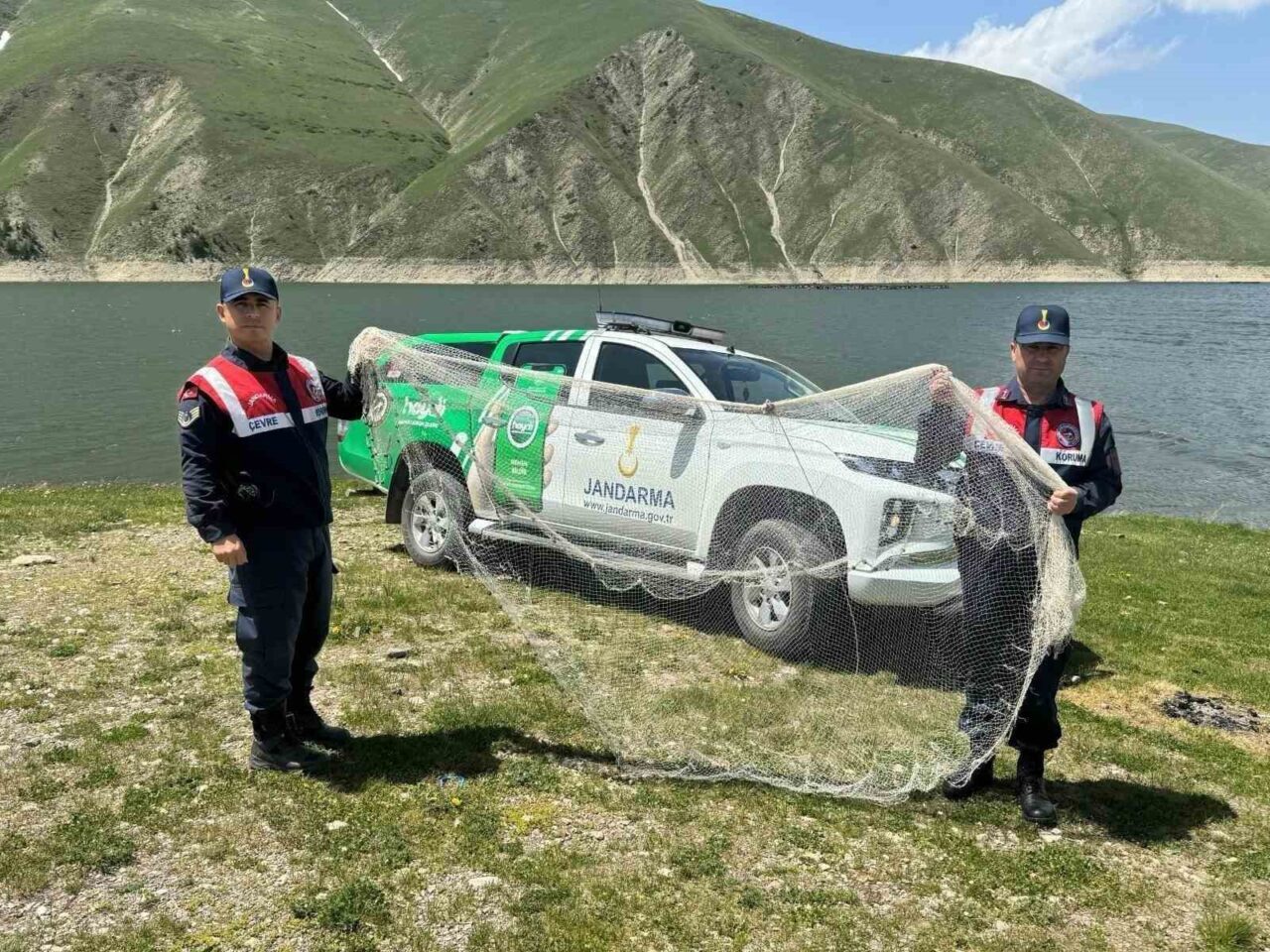 Erzurum İl Jandarma Komutanlığı Çevre Doğa ve Hayvanları Koruma timi