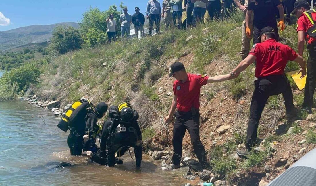 Tunceli İl Jandarma Komutanlığı’na bağlı Sualtı Arama Kurtarma (SAK) timi,