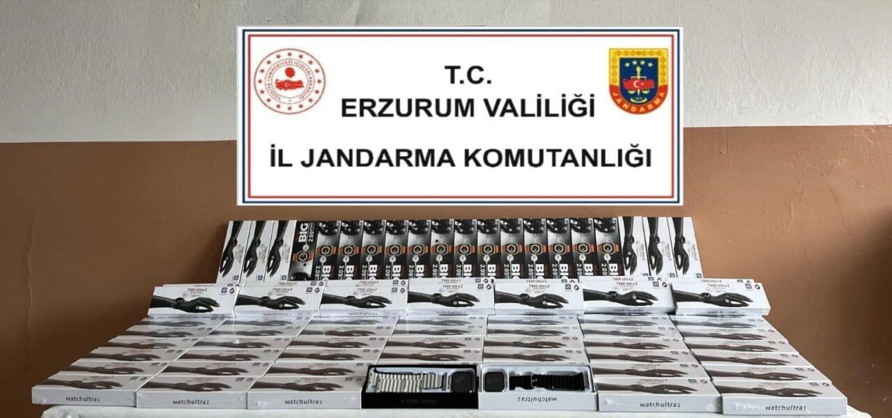 Erzurum’da jandarma ekipleri tarafından yapılan operasyonda 115 adet kaçak akıllı