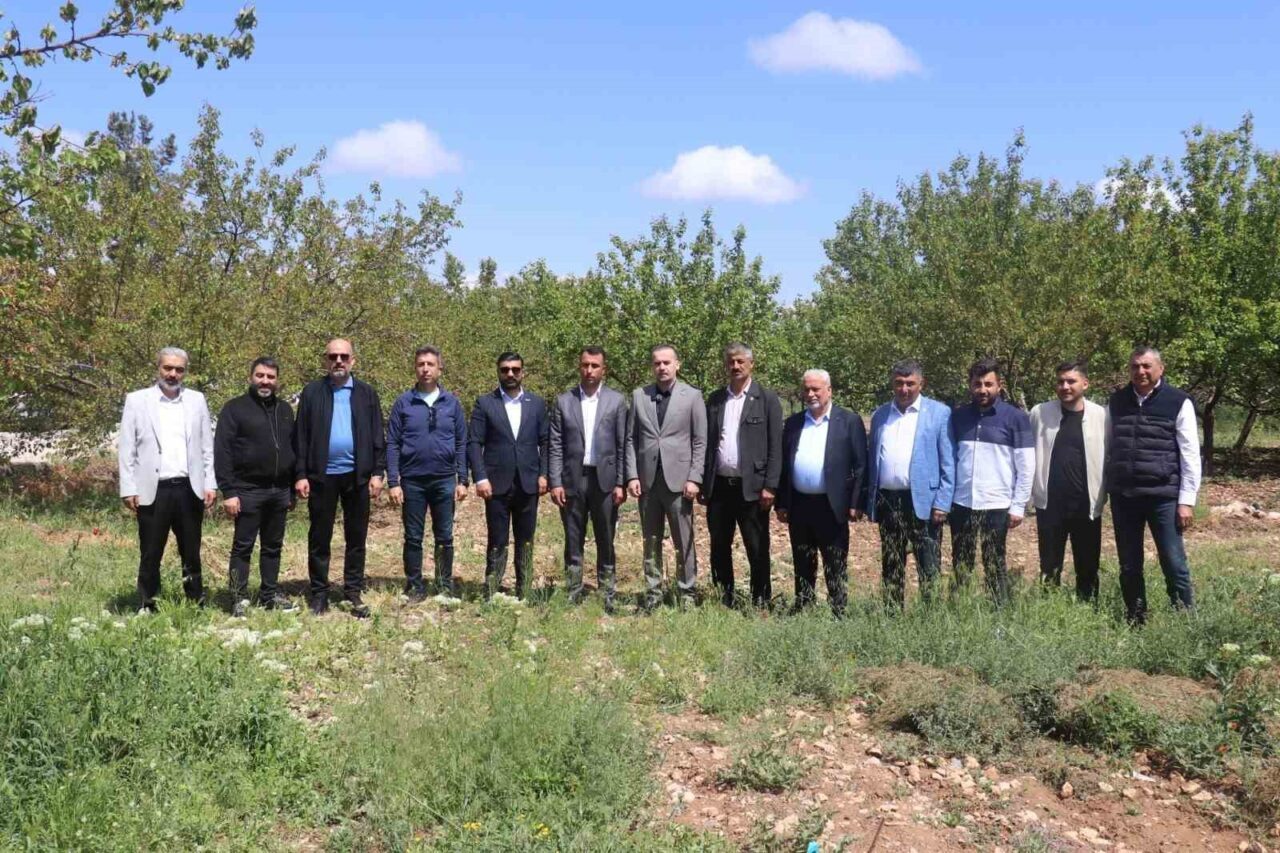 Malatya Girişimci İş İnsanları Derneği (MAGİNDER), zirai dondan zarar gören