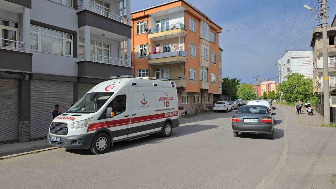 Zonguldak’ın Karadeniz Ereğli ilçesinde yaşanan olayda, bir apartman sakini sinir