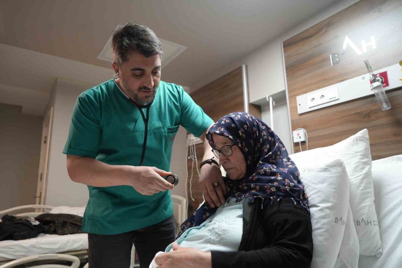 Samsun’da kalp kapakçıklarındaki kaçaklar nedeniyle vücudu şişen ve nefessiz kalan