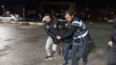 Sivas’ta boğazları kesilerek öldürülen 22 ve 16 yaşındaki iki kardeşin