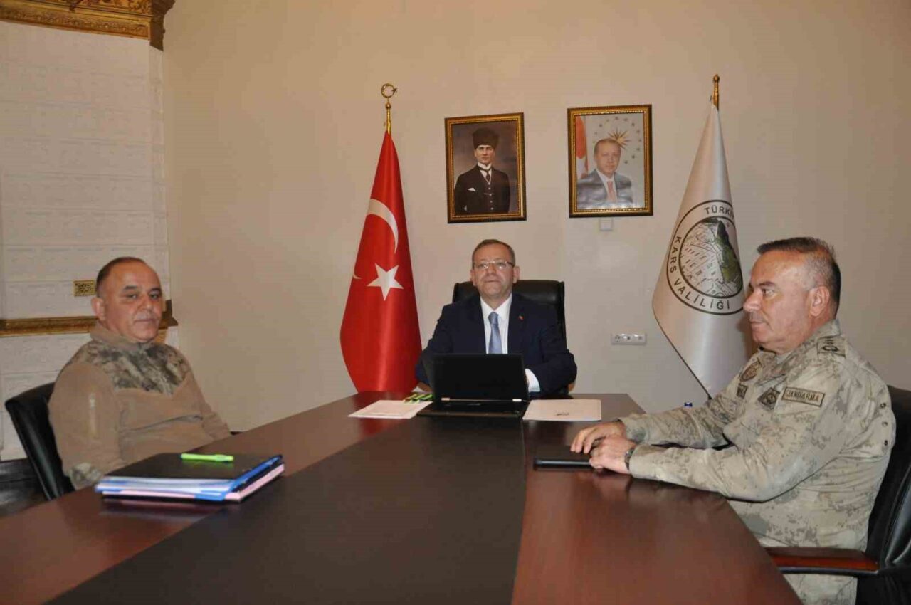 Kars Valisi Ziya Polat başkanlığında Nisan ayı “Asayiş ve Güvenlik”