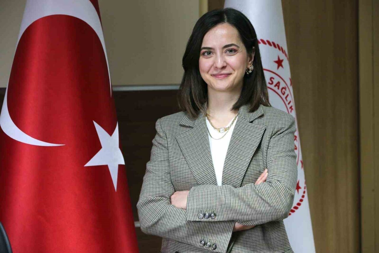 Kars’ın endemik bitkisi ’deli bat bat’ otu, masum görünümüne rağmen