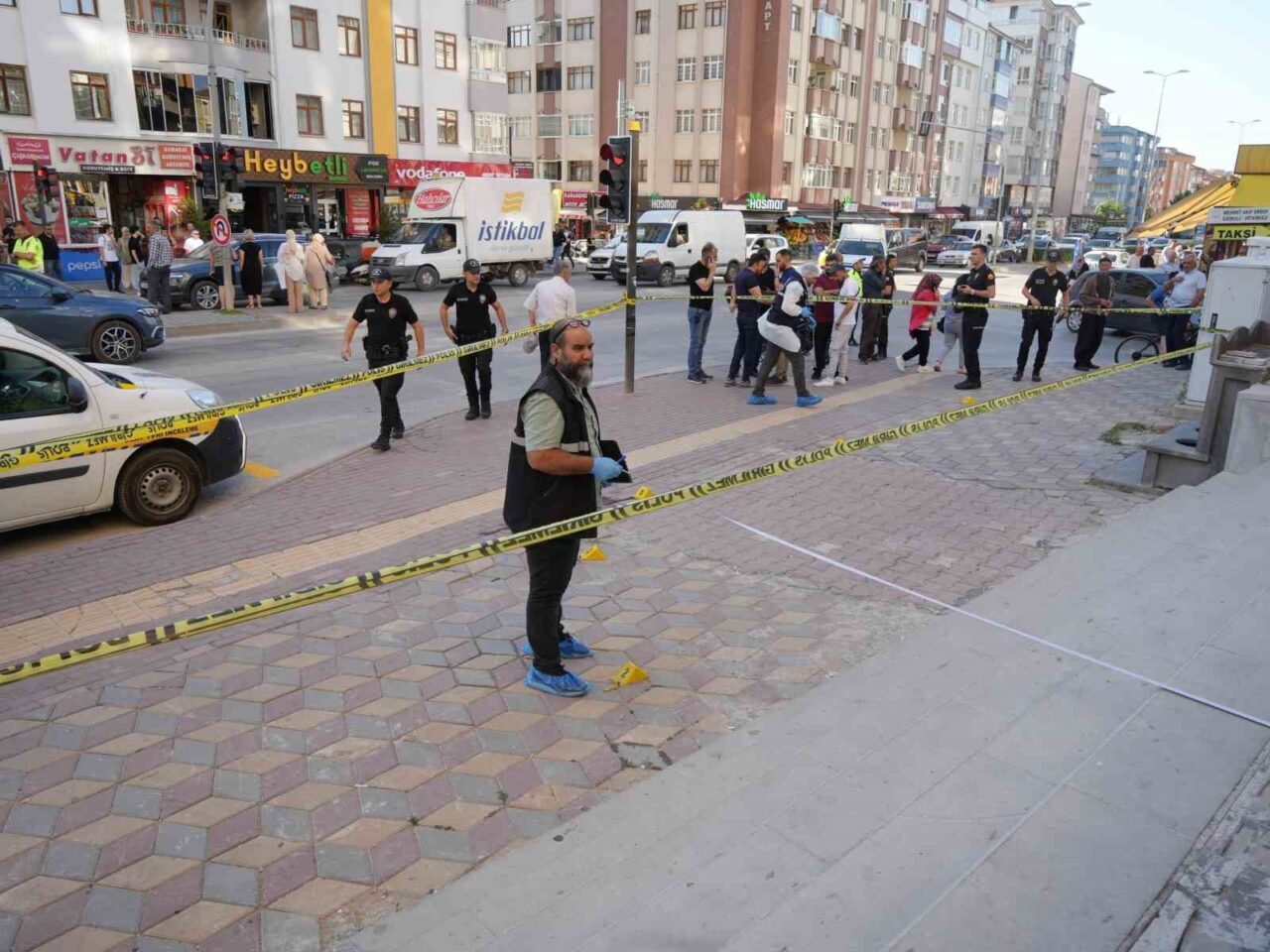 Kastamonu’da kardeşin öldüğü, ağabeyinin de yaralandığı silahlı ve bıçaklı kavga