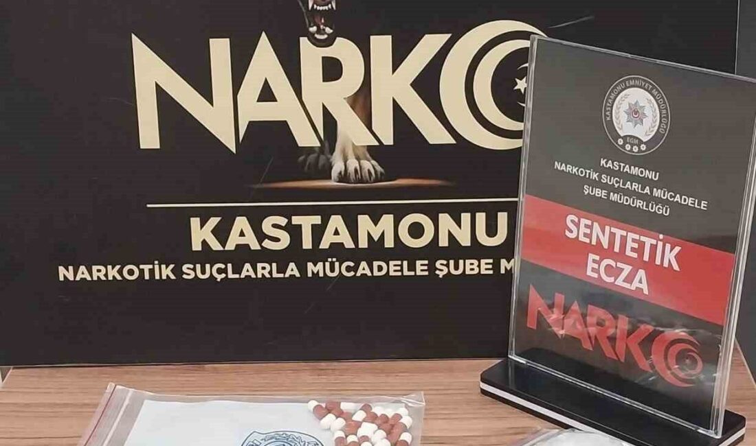 Kastamonu’da polis ekipleri tarafından uyuşturucuyla yakalanan 6 şüpheli gözaltına alındı.