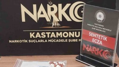 Kastamonu’da polis ekipleri tarafından uyuşturucuyla yakalanan 6 şüpheli gözaltına alındı.