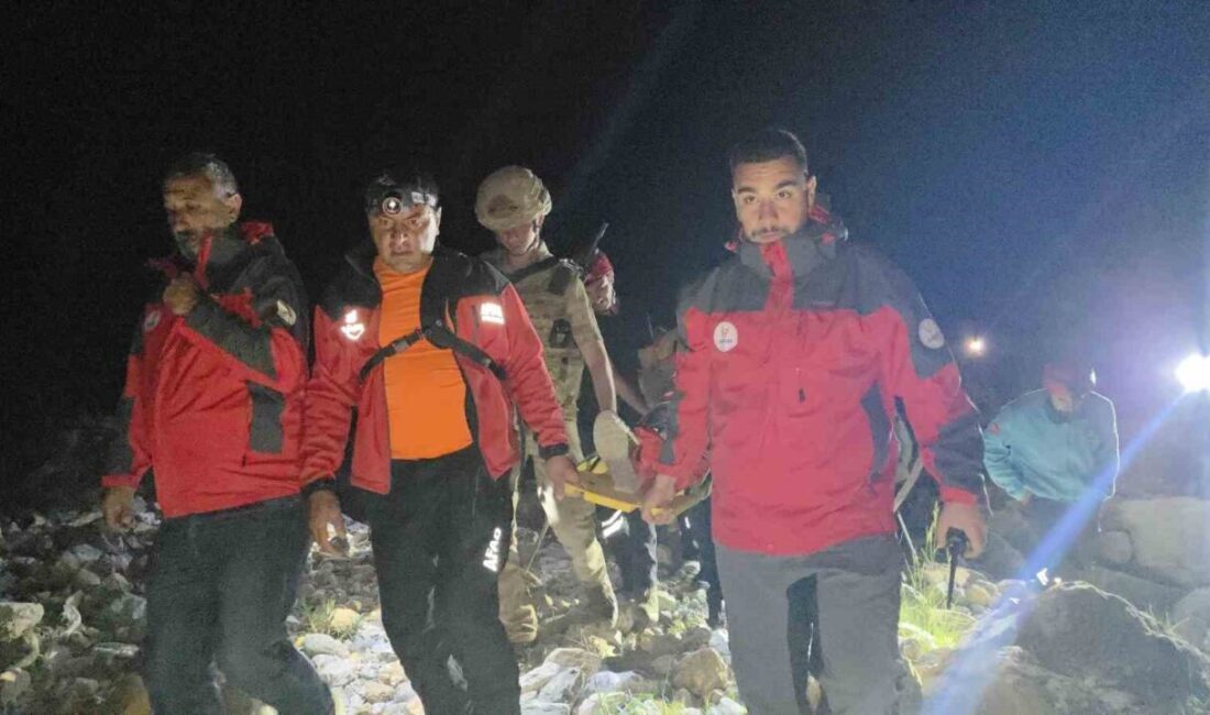 Tunceli’de doğa yürüyüşü sırasında kayalıklardan düşen kadın, ekiplerin 4 saat