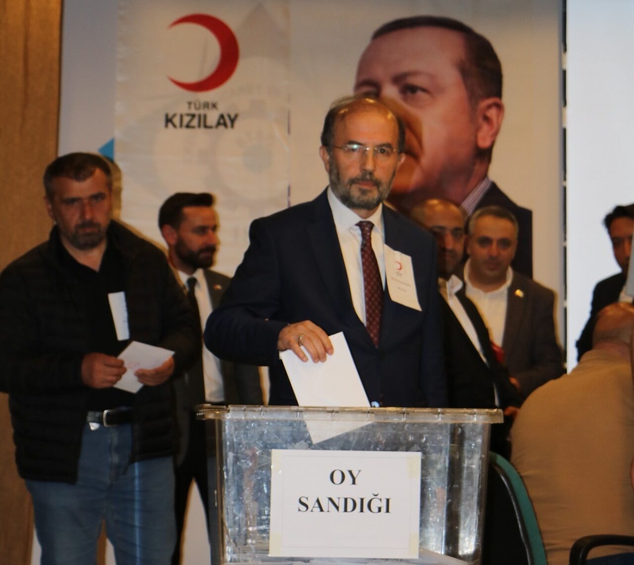 Türk Kızılay Erzurum Şube Başkanlığı’nın Olağan Genel Kurulu’nda Dr. Hüseyin