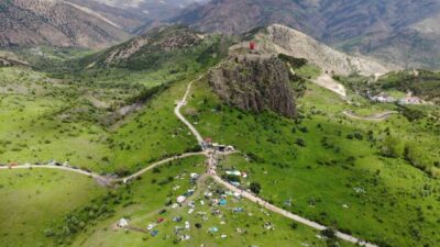 GÜMÜŞHANE (İHA) – Gümüşhane’nin merkeze bağlı Esenyurt köyünde bulunan tarihi