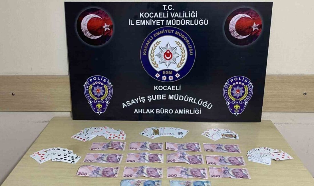 Kocaeli’de kahvehanede kumar oynayan 9 kişiye toplam 83 bin 223