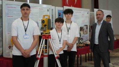 Erzincan Mesleki ve Teknik Anadolu Lisesi öğrencileri, çevrelerinde karşılaştıkları sorunlara