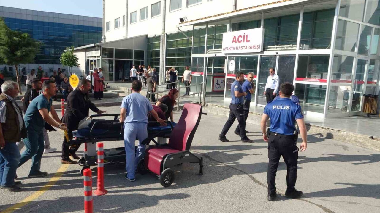 Malatya’nın Yeşilyurt ilçesinde akraba iki grup arasında çıkan silahlı ve