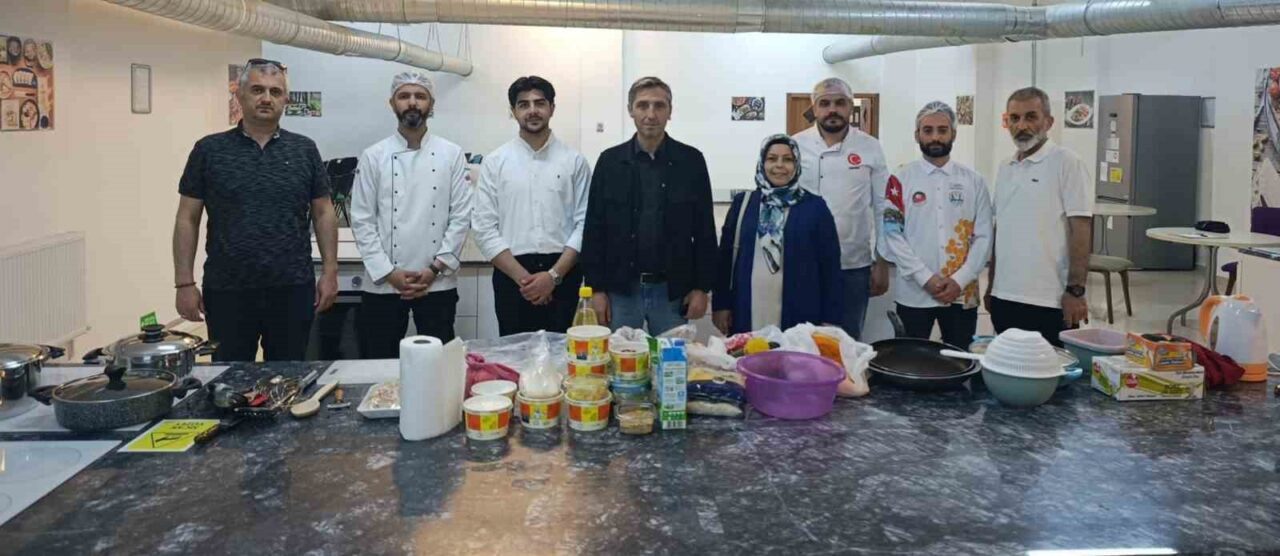 Bayburt Mesleki Eğitim Merkezi’nde öğrenimlerini tamamlayan 11. ve 12. sınıf