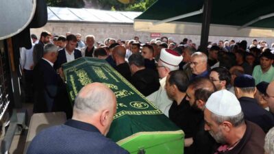 Erzurum’un Oltu ilçesinde sevilen şahsiyetlerden birisi olan 88 yaşındaki Necmettin