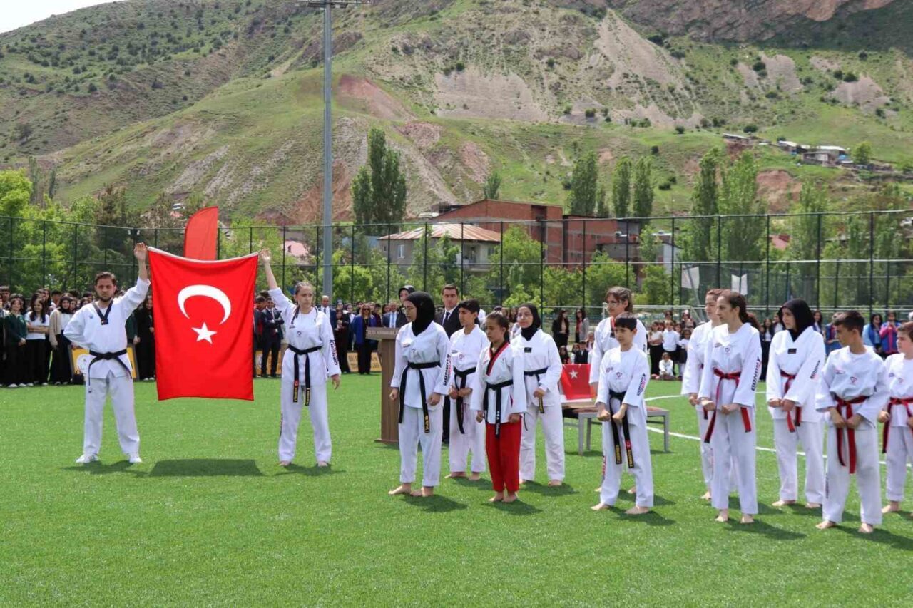 19 Mayıs Atatürk’ü Anma, Gençlik ve Spor Bayramı, Erzurum’un Oltu