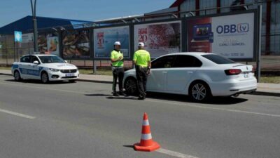 Ordu’da polis ekipleri tarafından trafik kazalarını azaltmaya yönelik yapılan denetimlerde