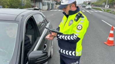 Ordu’da polis ekipleri tarafından trafik kazalarını azaltmaya yönelik yapılan denetimlerde