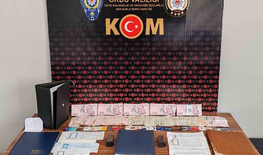 Ordu’da polis ekipleri tarafından tefecilik yaptıkları iddiasıyla gözaltına alınan 2