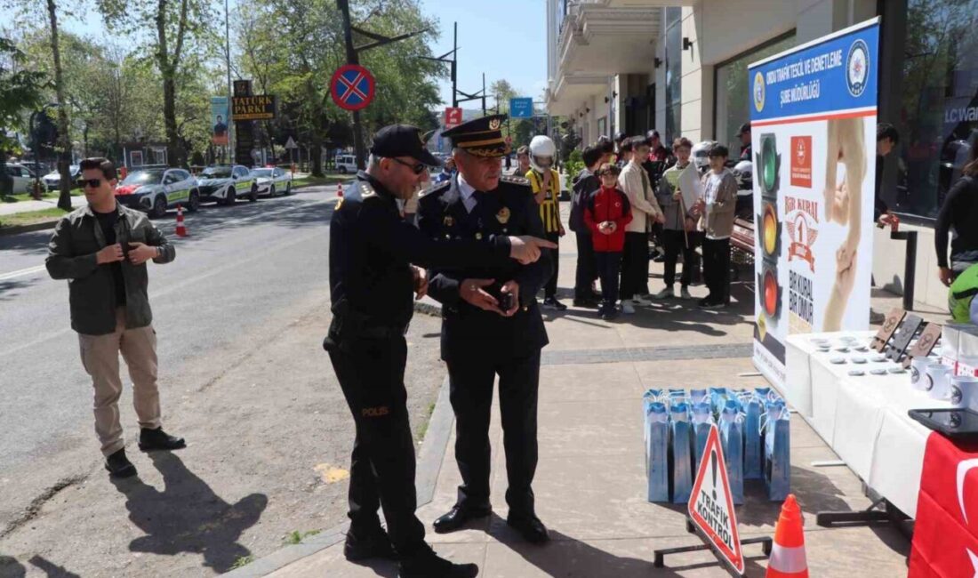 Ordu’nun Ünye ilçesinde Karayolu Güvenliği ve Trafik Haftası dolayısıyla uygulamalı