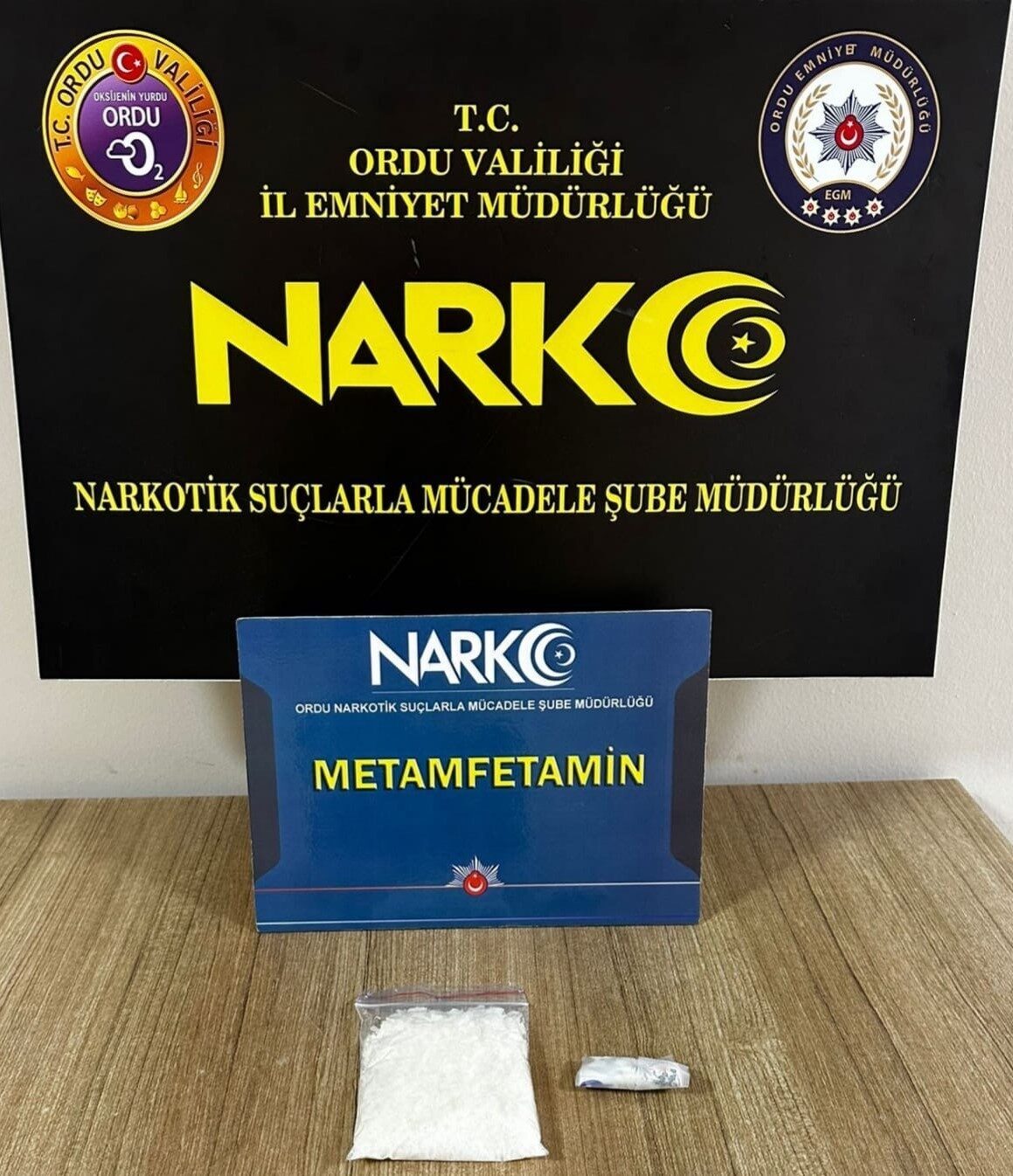 Ordu’da polis ekipleri tarafından düzenlenen uyuşturucu operasyonlarında 2 şüpheli tutuklandı.