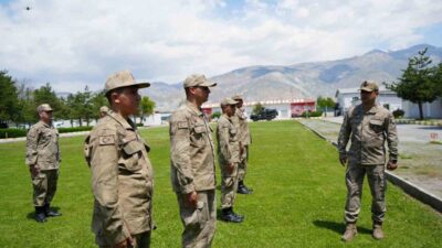 Otizmli Buğra İbrahim Yalçın’ın askerlik hayali gerçeğe dönüştü. Vali Hamza