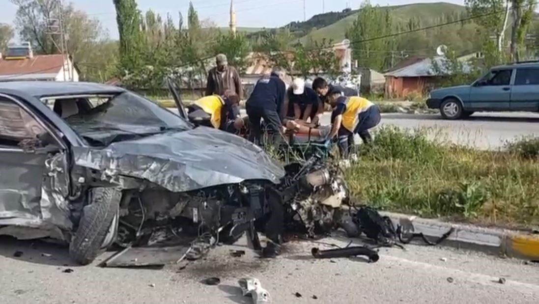 Sivas’ta meydana gelen trafik kazasında bir kişi yaralandı. Edinilen bilgilere