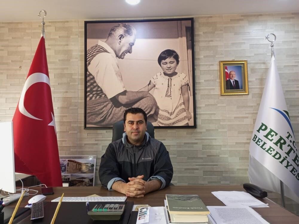 Tekirdağ Büyükşehir Belediyesi Sosyal Hizmetler Daire Başkanı olan, önceki dönem