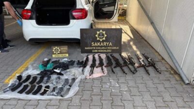 Diyarbakır’dan, İstanbul’a gitmekte olan ve durumundan şüphelenilerek Sakarya’da polis ekiplerince
