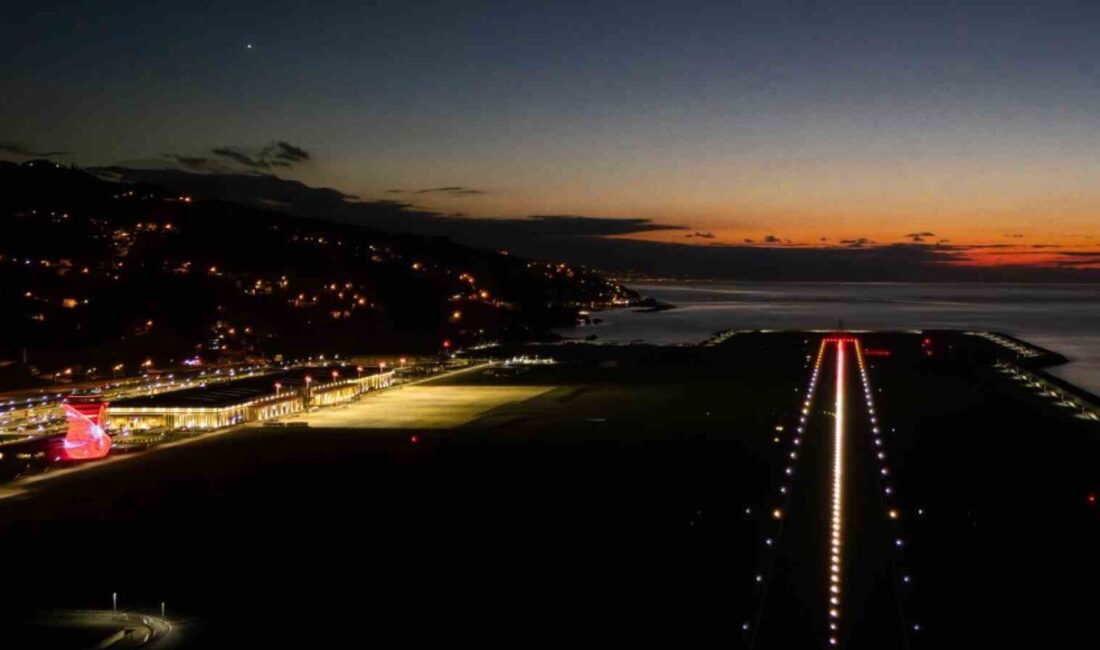 Ulaştırma ve Altyapı Bakanı Abdulkadir Uraloğlu, Rize-Artvin Havalimanı’nda zorlu hava