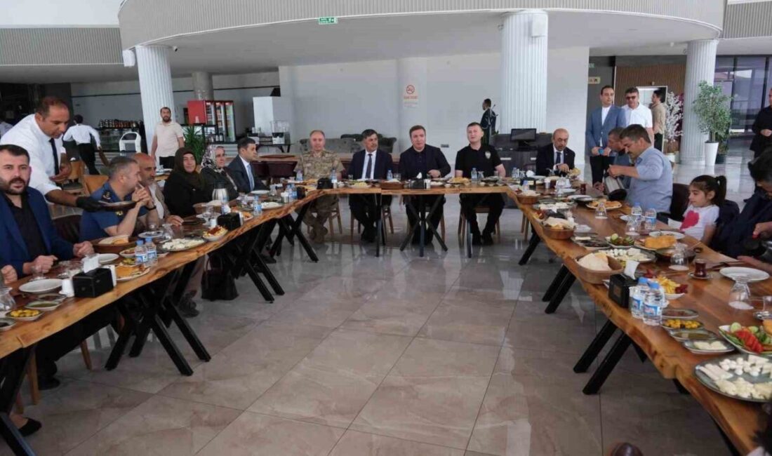 Erzincan İl Emniyet Müdürlüğü tarafından şehit aileleri onuruna kahvaltı programı