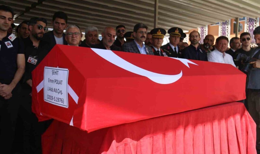 Ankara’da suçlu takibinde yaralanarak şehit olan, Jandarma Astsubay Emre Polat,