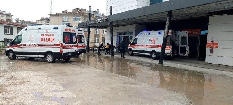 Sinop’un Boyabat ilçesinde mantar zehirlenmesi şüphesiyle bir vatandaş hastaneye kaldırıldı.