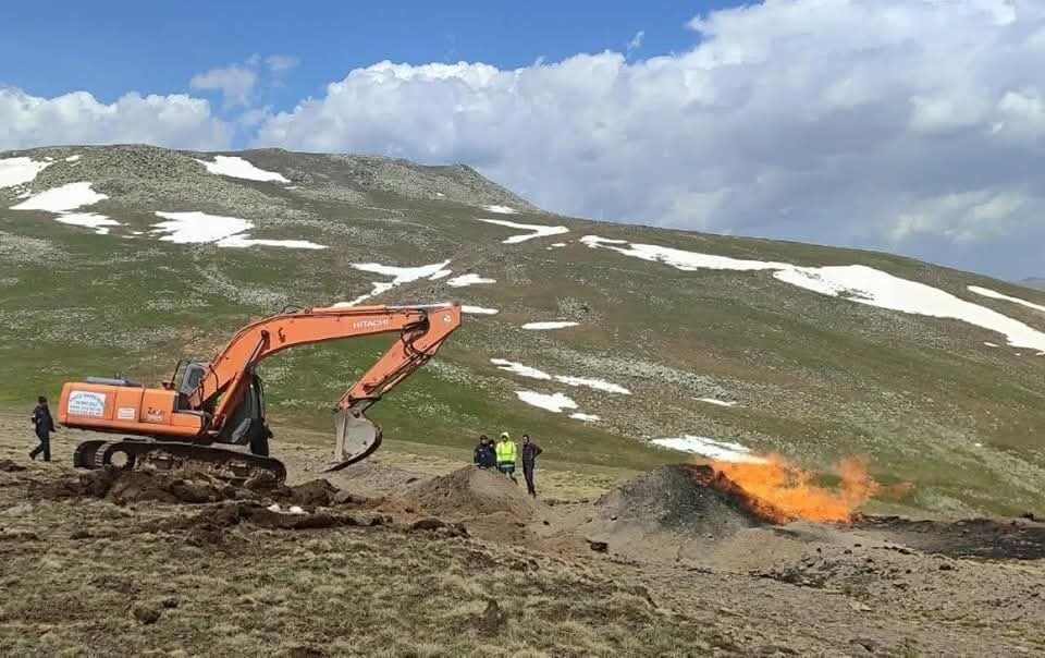 Sivas’ın Koyulhisar ilçesi Ağcabel Yaylası civarından geçen Ordu-Giresun doğalgaz iletim